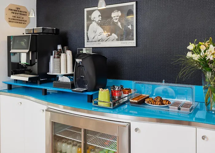 Best Western Regency Suites