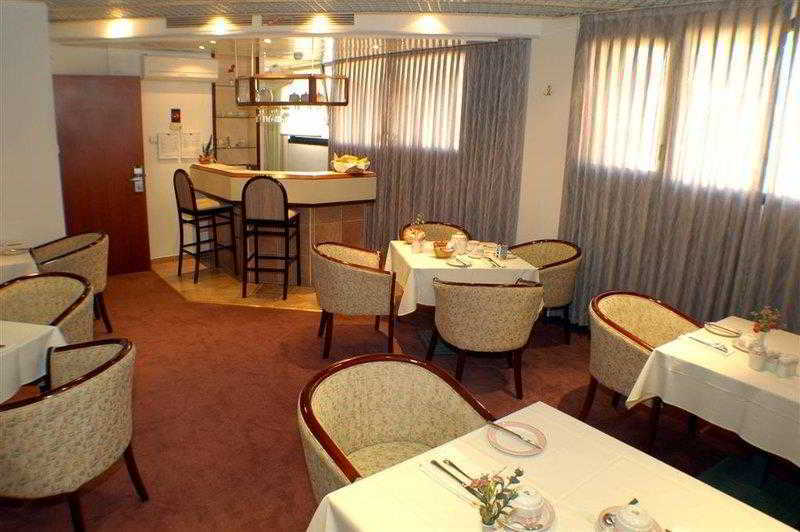 Western Regency Hotel 4*