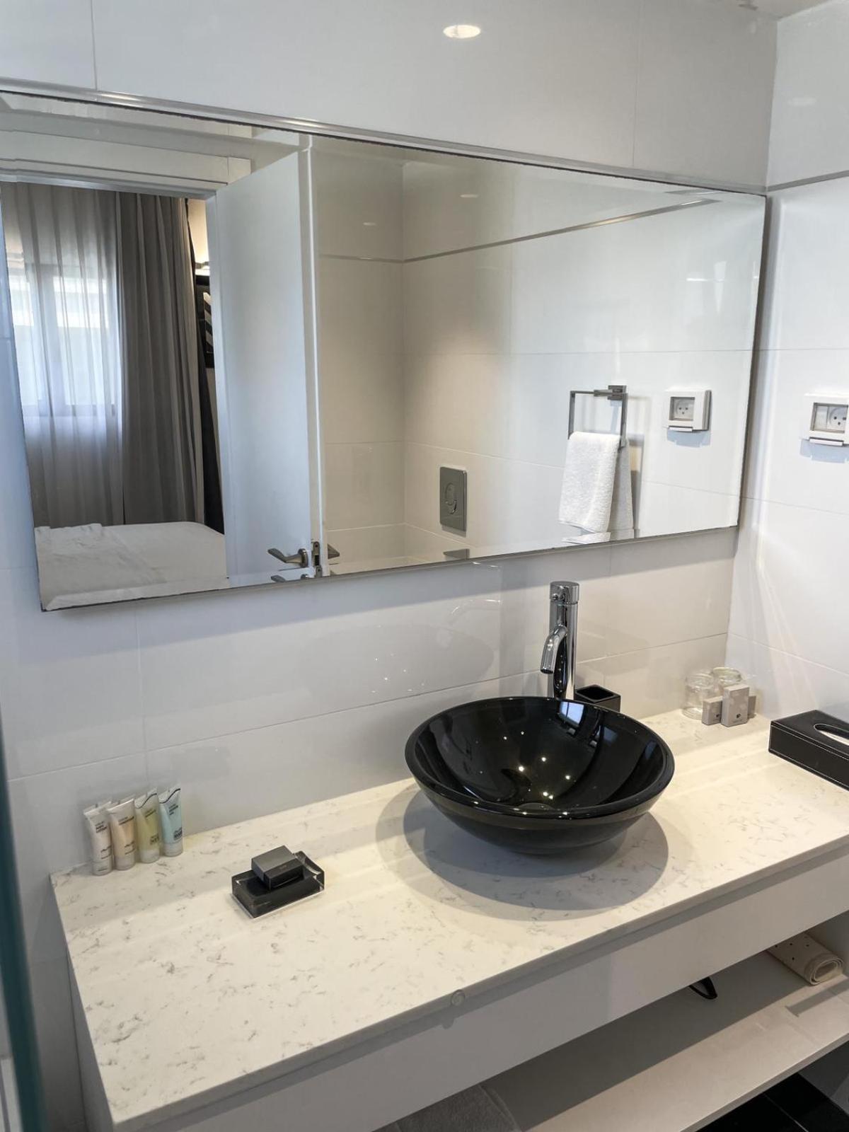 Western Regency Hotel