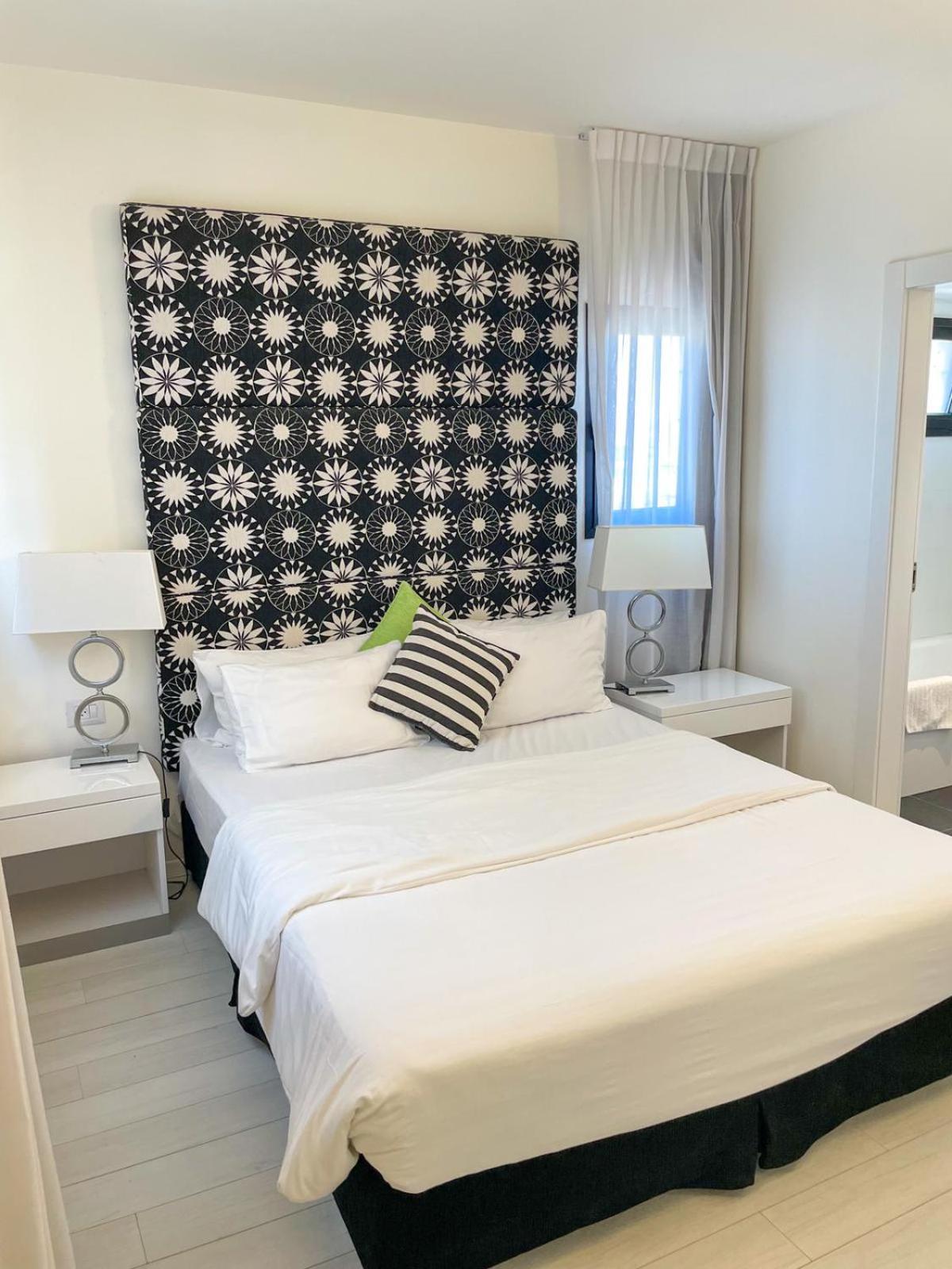 Hotel Western Regency 4*