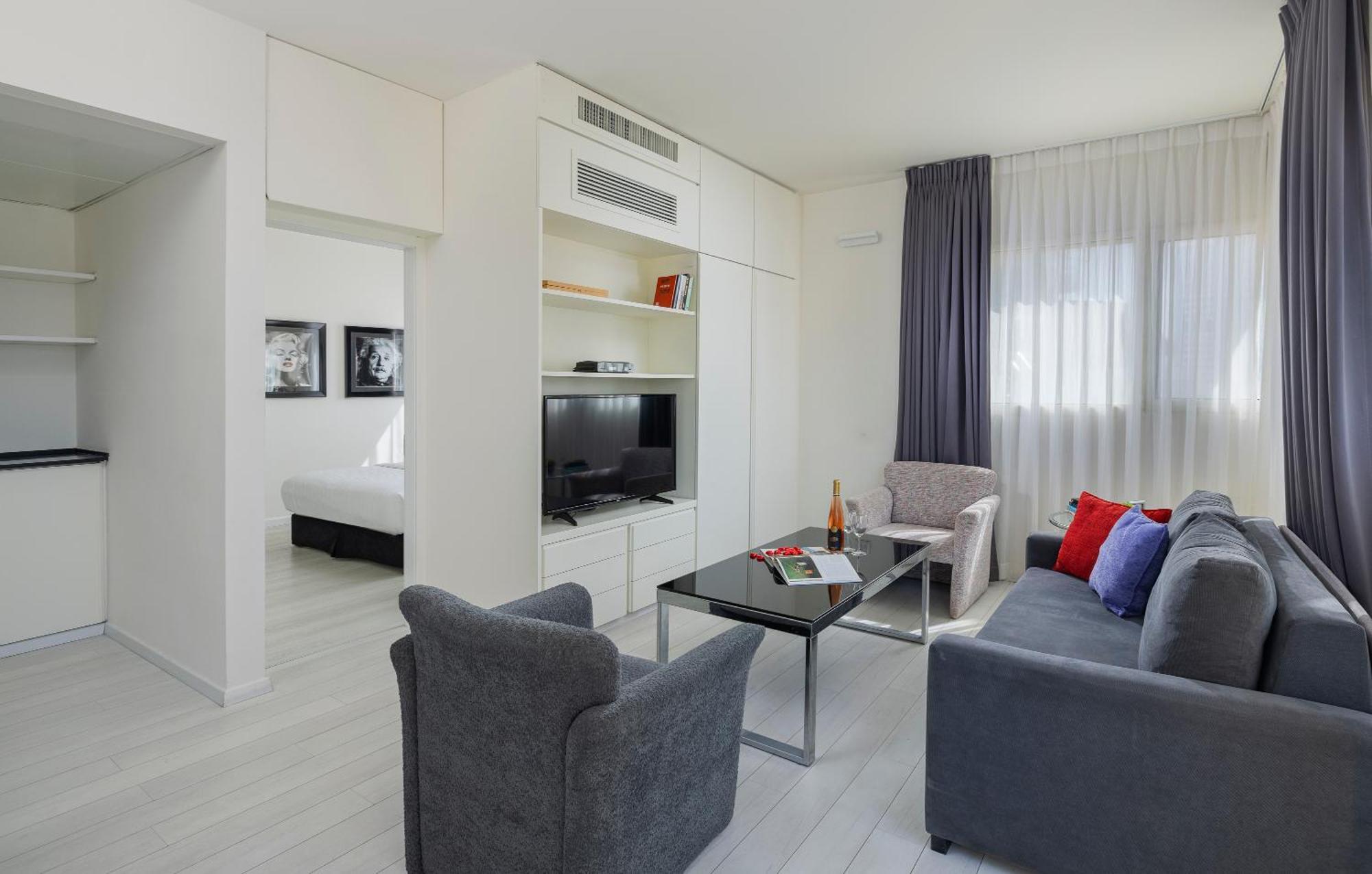Hotel Western Regency 4*