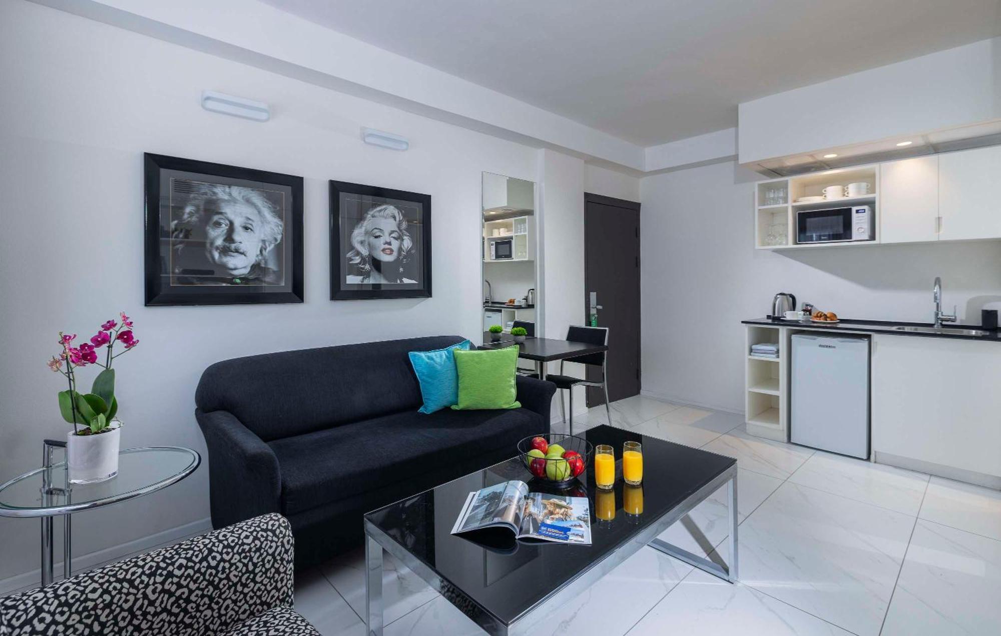 Western Regency 4*