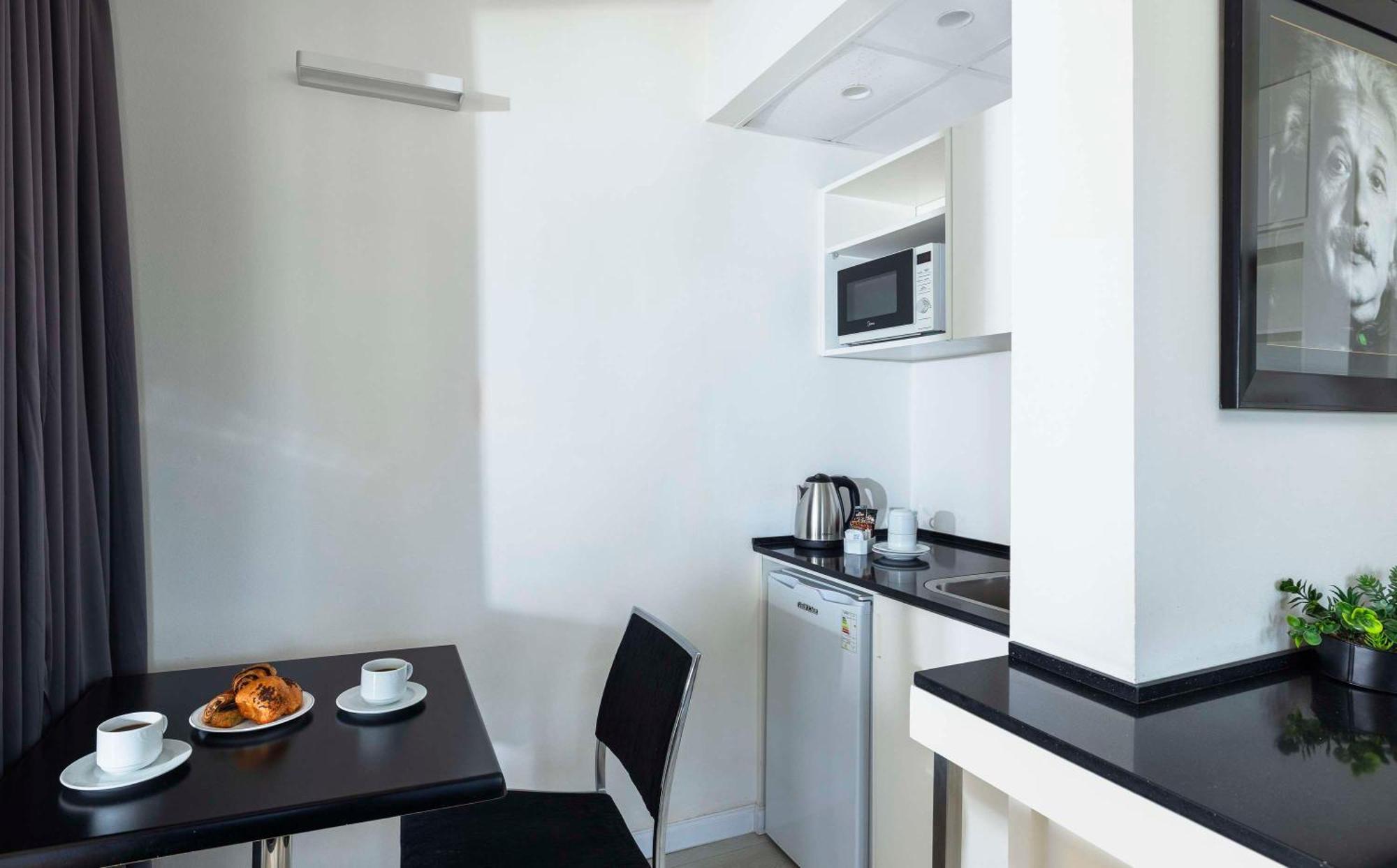Hotel Western Regency 4*