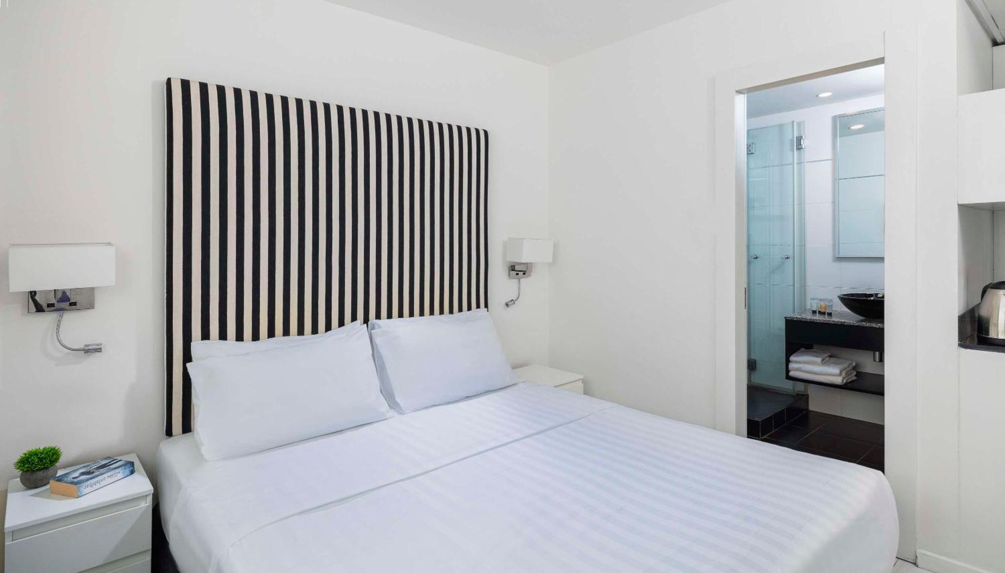 Western Regency 4*