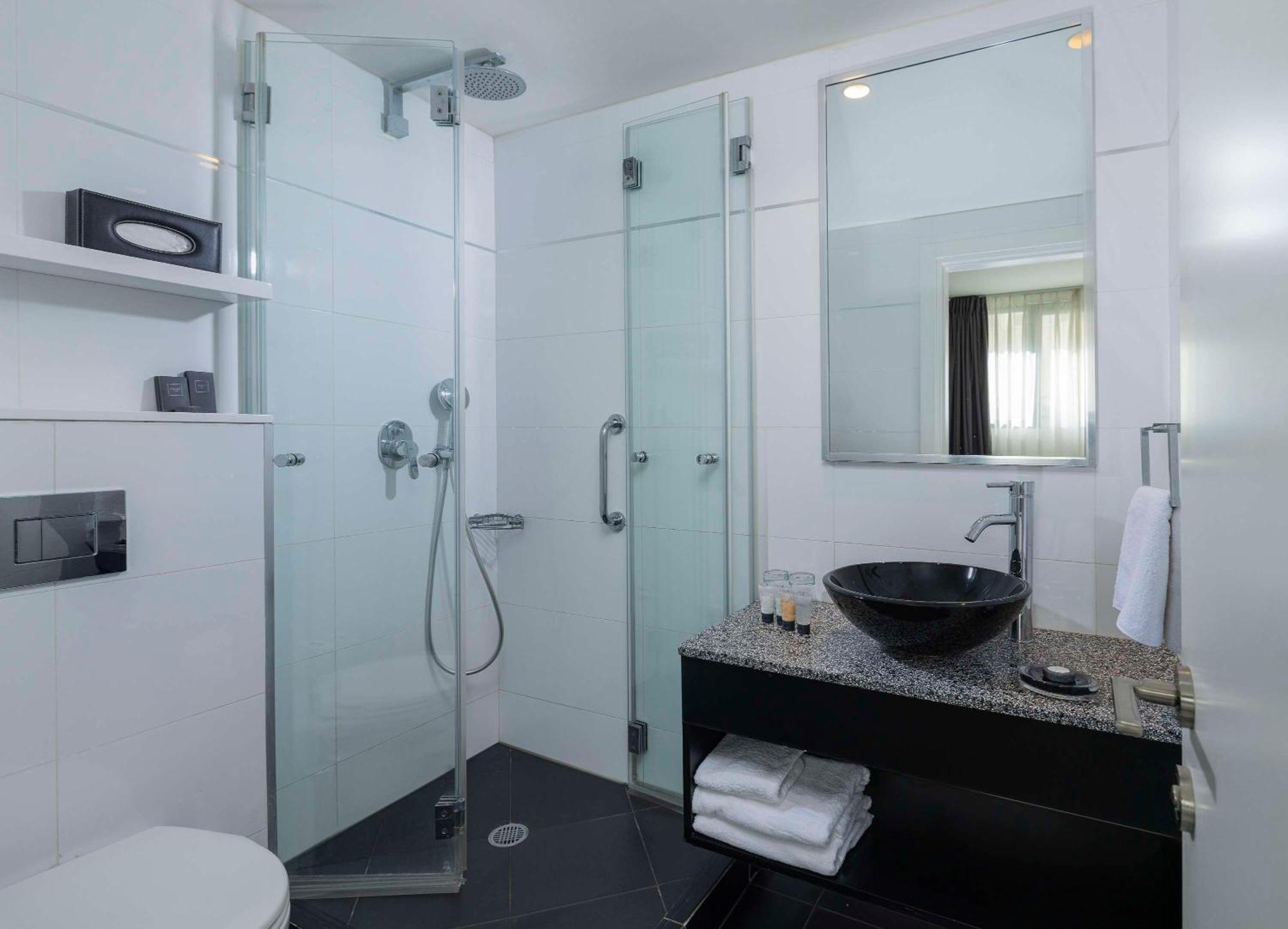 Hotel Western Regency
