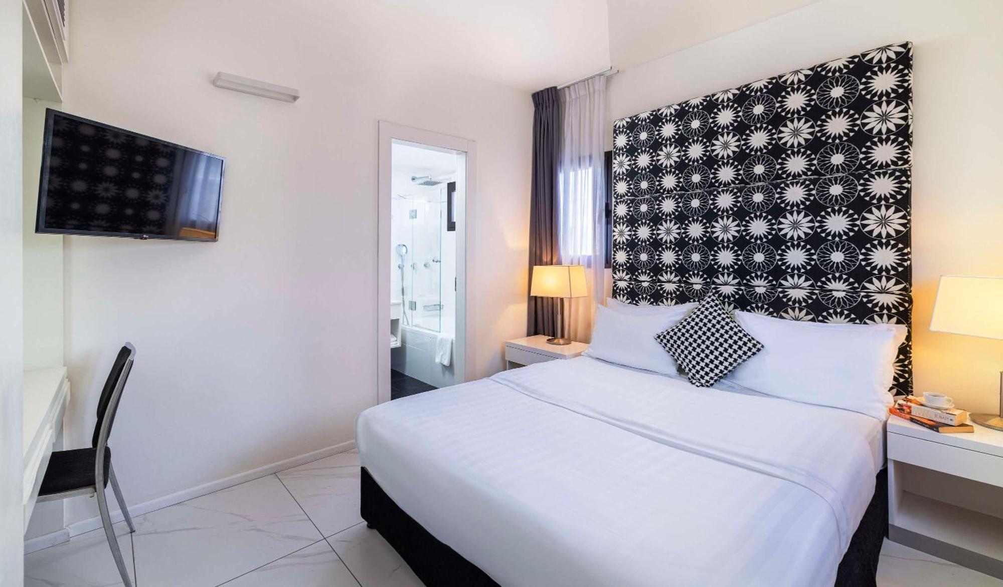 Hotel Western Regency 4*