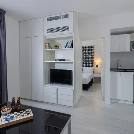 Best Western Regency Suites Tel Aviv Exterior photo